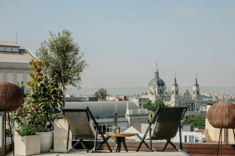 View (from property/room), Balcony/Terrace