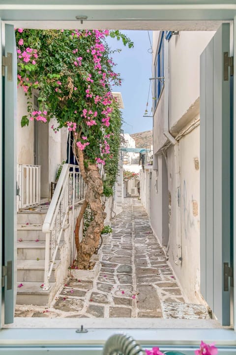 Off site, Day, City view, Mountain view