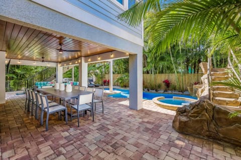 Stay Salty 6906 Holmes Blvd House in Holmes Beach