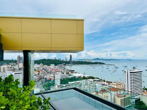 Property building, Nearby landmark, Day, Natural landscape, City view, Sea view