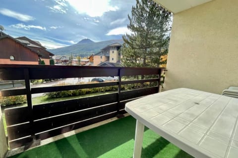 Nice 37m near the center of La Salle-les-Alpes Apartment in Saint-Chaffrey