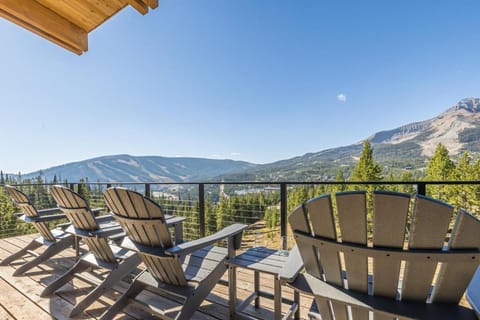 Powder Seeker Lodge House in Big Sky