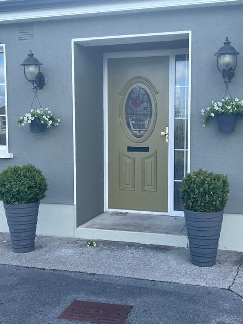 Cosy apartment with fire stove Apartment in County Galway
