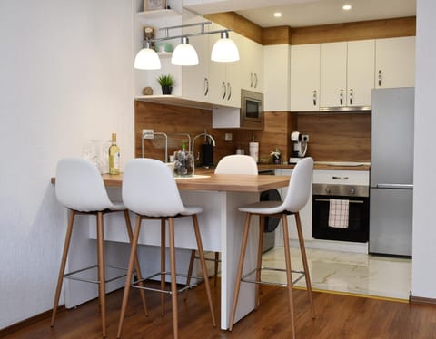 Kitchen or kitchenette, kitchen