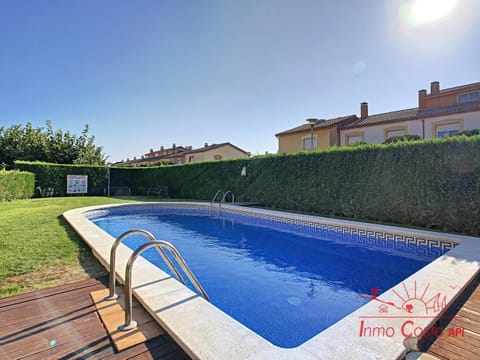 Pool view, Swimming pool, Swimming pool