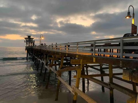 Blue Whale Inn Pet and Kid Friendly Unit C Apartment in San Clemente