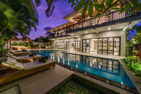 Property building, Night, Pool view, Swimming pool, sunbed