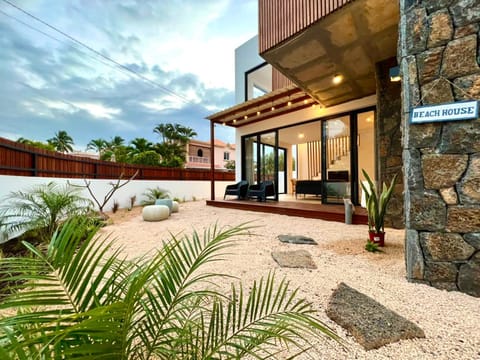 Property building, Garden, Garden