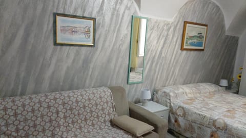 Casa vacanze su sorighe. Apartment in Bosa