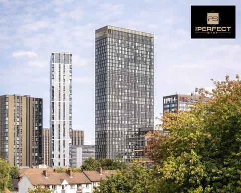 Property building, Day, City view