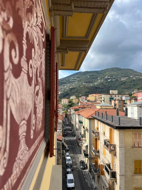 Summer, View (from property/room), City view, City view, Mountain view, Mountain view, Quiet street view