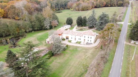 Property building, Bird's eye view, Garden