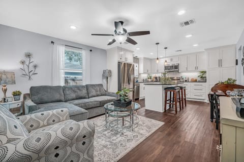 Kitchen or kitchenette, Living room, Seating area
