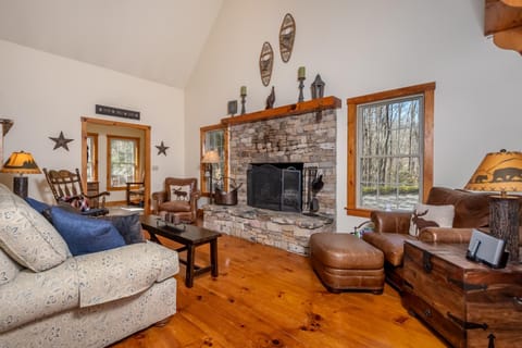 Living room, Seating area, Garden view, fireplace, furniture