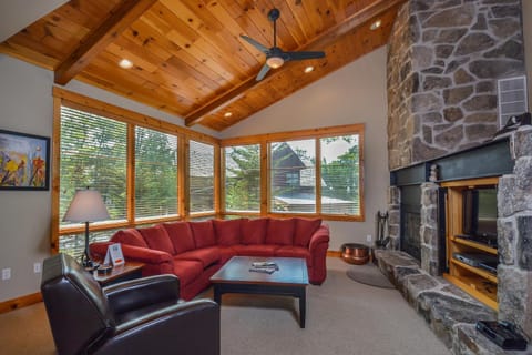 Retreat on Main Street House in McHenry