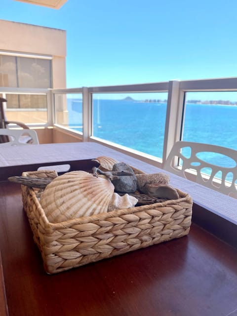 Natural landscape, Balcony/Terrace, Sea view