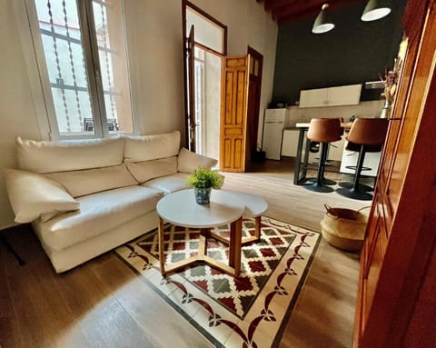 Kitchen or kitchenette, Living room, Lounge or bar, Dining area