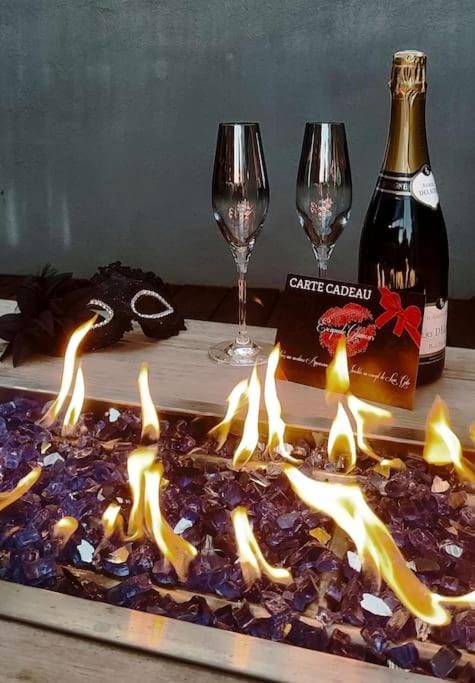 Food and drinks, flat iron