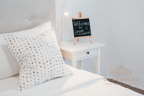 Bed, Decorative detail