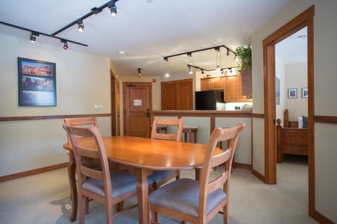 1214 - Two Bedroom Standard Eagle Springs West condo Apartment in Wasatch County