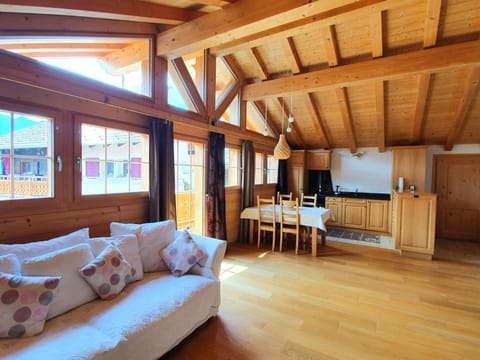 Living room, Dining area, kitchen