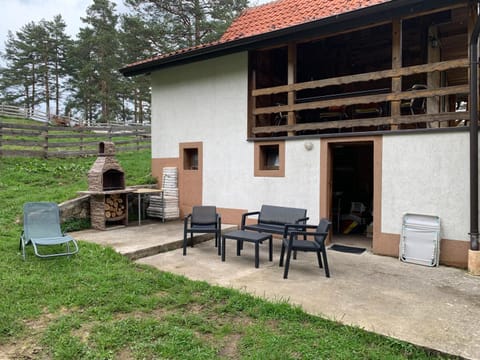 Property building, BBQ facilities