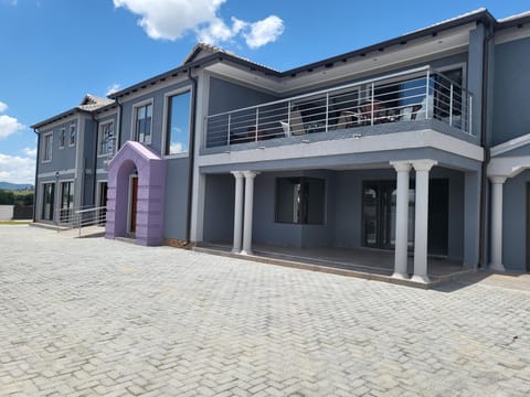 Property building, Day, Internal: Not applicable to any particular room