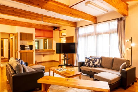TV and multimedia, Living room