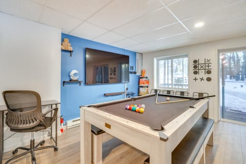 Less Than 7 Mi to Slopes Inviting Pocono Mtn Retreat! House in Tunkhannock Township