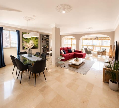TV and multimedia, Living room, Dining area