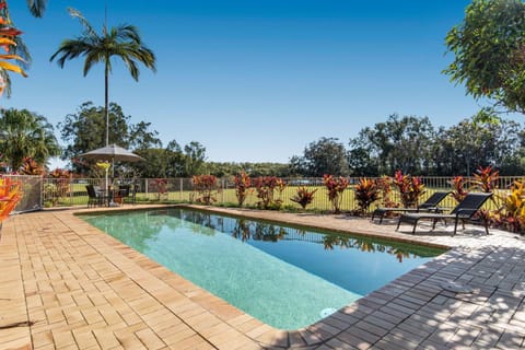 Swimming pool, Swimming pool