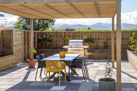 Patio, Natural landscape, View (from property/room), Dining area, Mountain view