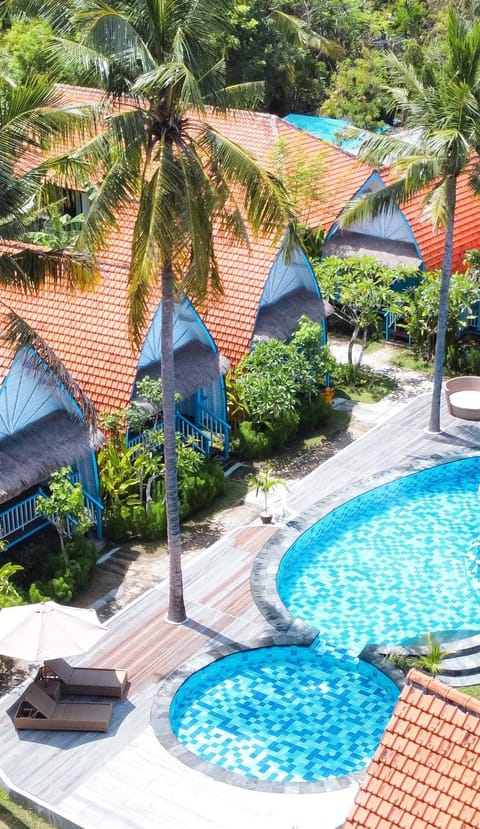 Property building, Swimming pool