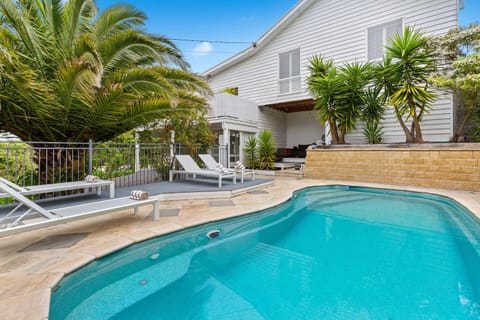 Property building, Pool view, Swimming pool
