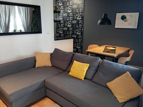 Sun Center Apartment Apartment in Novi Sad