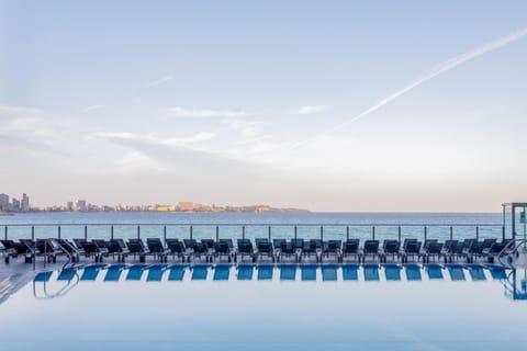 View (from property/room), Balcony/Terrace, Sea view, Swimming pool
