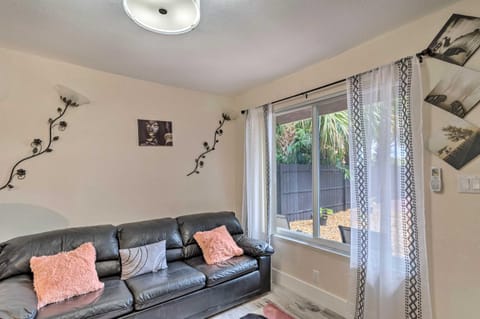 Ideally Located West Palm Beach Apartment! Apartment in Riviera Beach