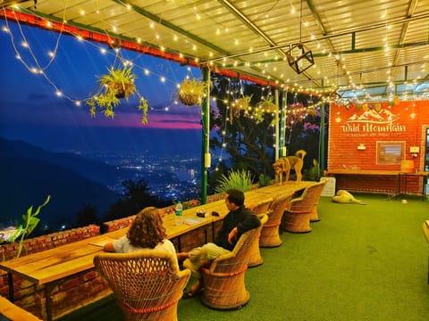 Restaurant/places to eat, Restaurant/places to eat, Seating area, Sunset