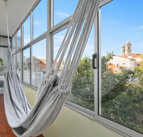 View (from property/room), Balcony/Terrace, City view