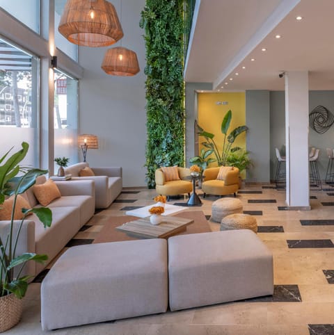 Living room, Lobby or reception