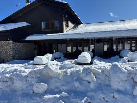Property building, Day, Winter