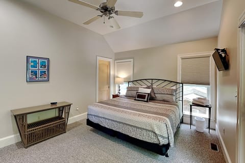 Bed, Bedroom, furniture, towels, wardrobe