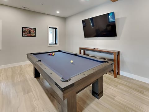 Lake Love House in McHenry