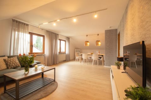 Living room, Seating area, Dining area