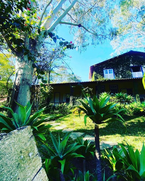 Pousada Flor de Íris Bed and Breakfast in State of Rio de Janeiro