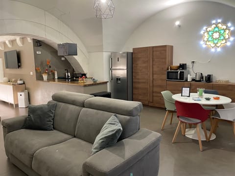 Seating area