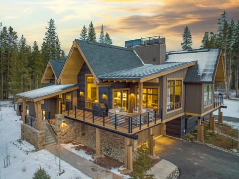 Steps from Shuttle! STUNNING views! Luxury finishes, backs to Nordic Trails, easy access to Peak 8! House in Breckenridge