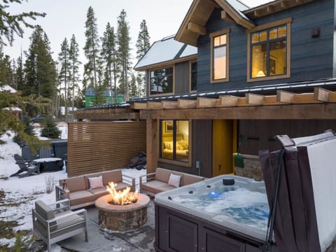 Steps from Shuttle! STUNNING views! Luxury finishes, backs to Nordic Trails, easy access to Peak 8! House in Breckenridge