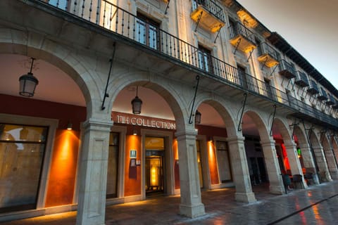 Property building, Facade/entrance