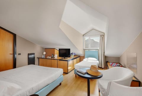 Casa alle Colonne by Hotel Ancora Hotel in Intra